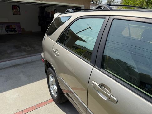 Used 2003 Lexus RX 300 2WD image 6