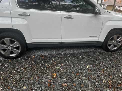 Used 2015 GMC Terrain SLT FWD image 10