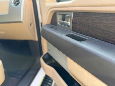 Used 2014 Ford F150 Lariat w/ Equipment Group 502A Luxury image 16