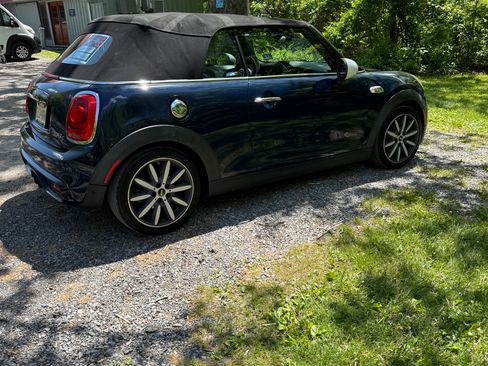 Used 2016 MINI Cooper S FWD image 5
