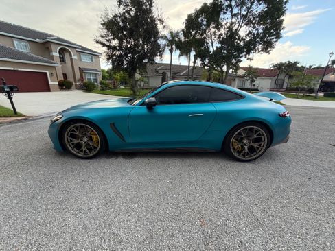 Used 2024 Mercedes-Benz AMG GT 63 image 4