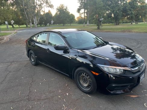 Used 2016 Honda Civic LX image 4