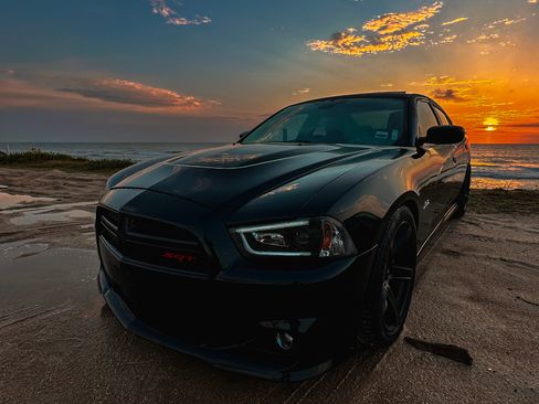 Used 2012 Dodge Charger SRT8 w/ Adaptive Cruise Control Group image 11