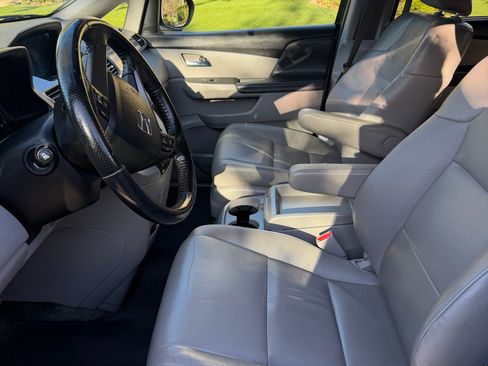 Used 2015 Honda Odyssey EX-L image 10
