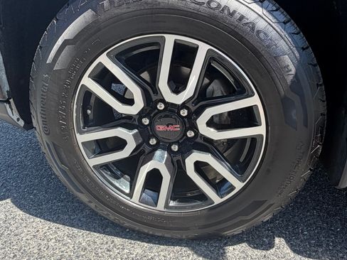 Used 2022 GMC Sierra 1500 AT4 w/ AT4 Premium Package AWD/4WD image 25
