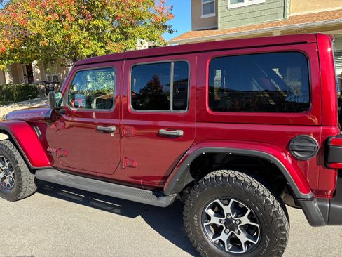Used 2021 Jeep Wrangler Unlimited Rubicon AWD/4WD image 6