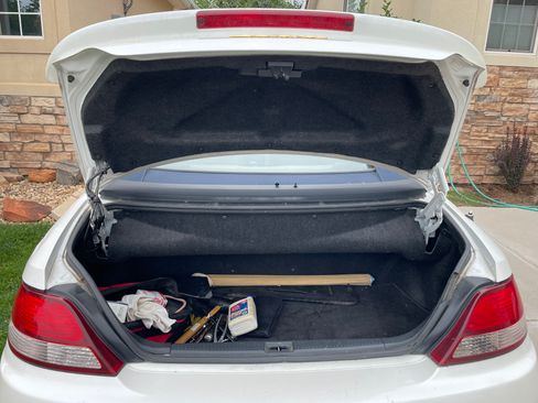 Used 2001 Toyota Solara SLE image 12