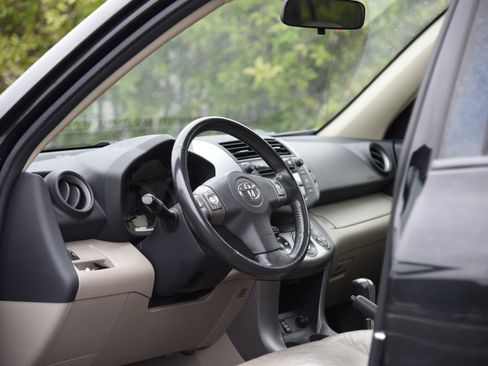 Used 2008 Toyota RAV4 Limited image 8