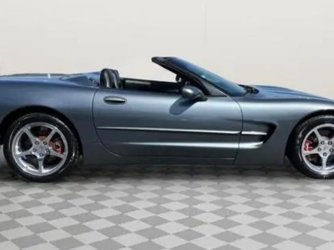 Used 2003 Chevrolet Corvette Convertible w/ Preferred Equipment Group1 image 1