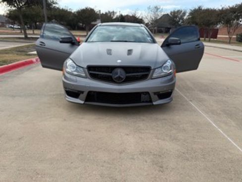 Used 2014 Mercedes-Benz C 63 AMG Coupe image 2