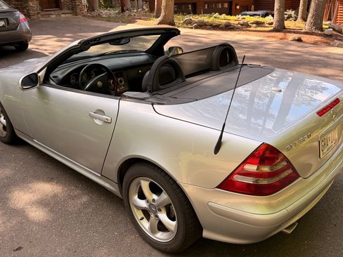 Used 2001 Mercedes-Benz SLK 320 image 13