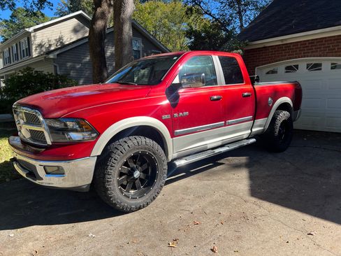 Used 2009 Dodge Ram 1500 Truck Laramie w/ Chrome Accents Group image 1