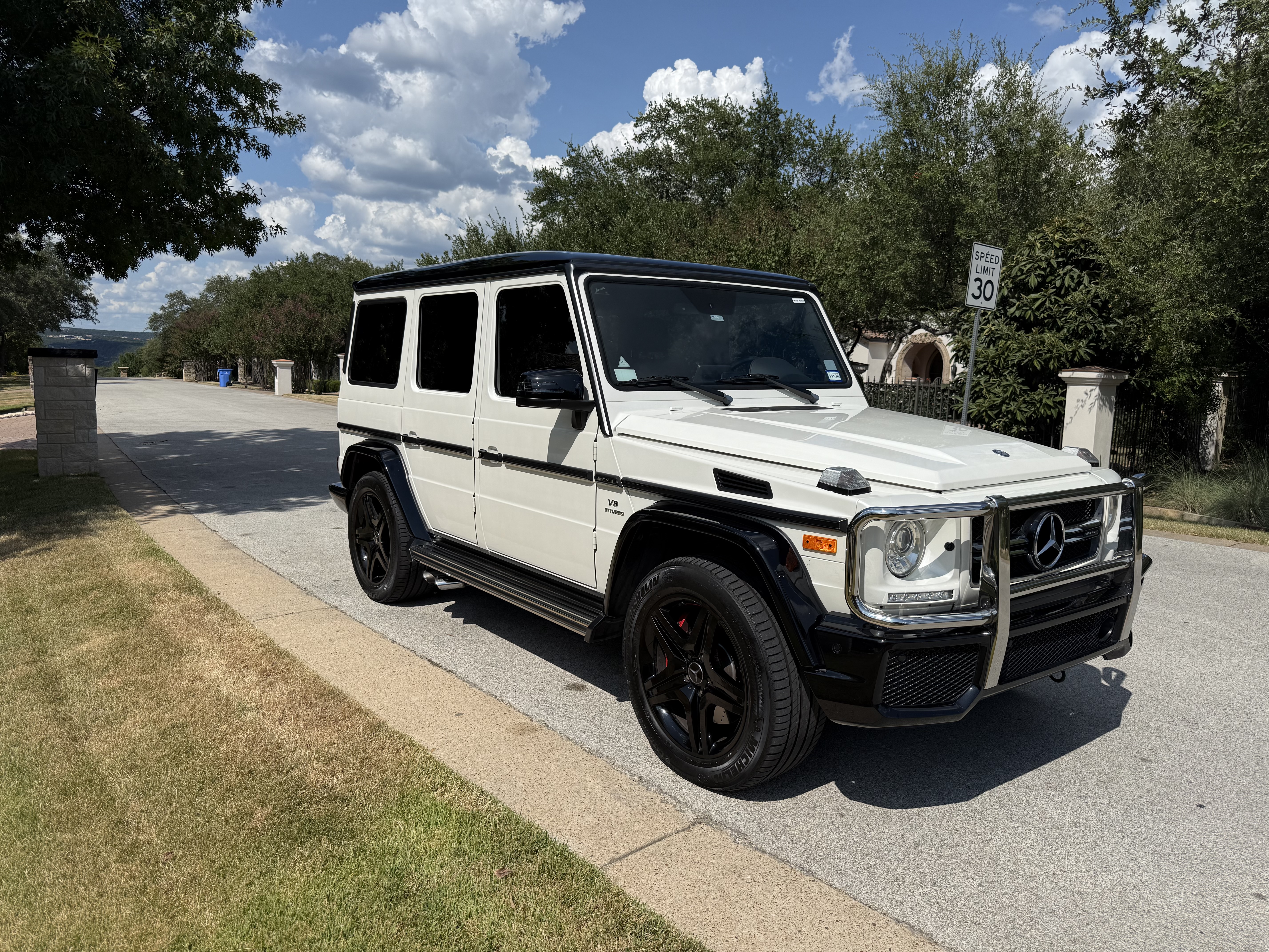 Used 2017 Mercedes-Benz G 63 AMG 4MATIC image 8