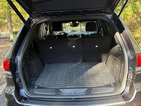 Used 2021 Jeep Grand Cherokee Trailhawk w/ Trailhawk Luxury Group image 8