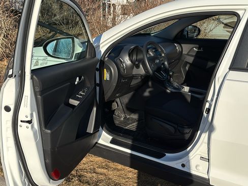 Used 2015 Kia Sportage LX image 11