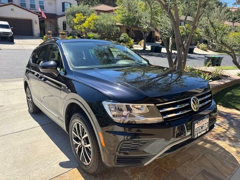 Used 2020 Volkswagen Tiguan S FWD image 5