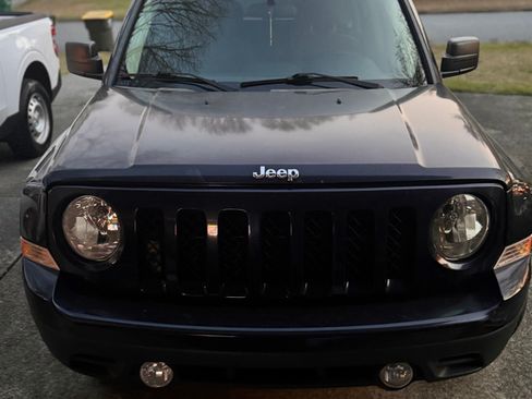 Used 2011 Jeep Patriot Sport w/ PWR Value Group image 8