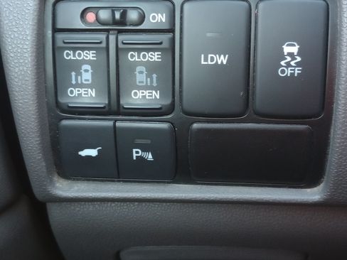 Used 2016 Honda Odyssey Touring image 18