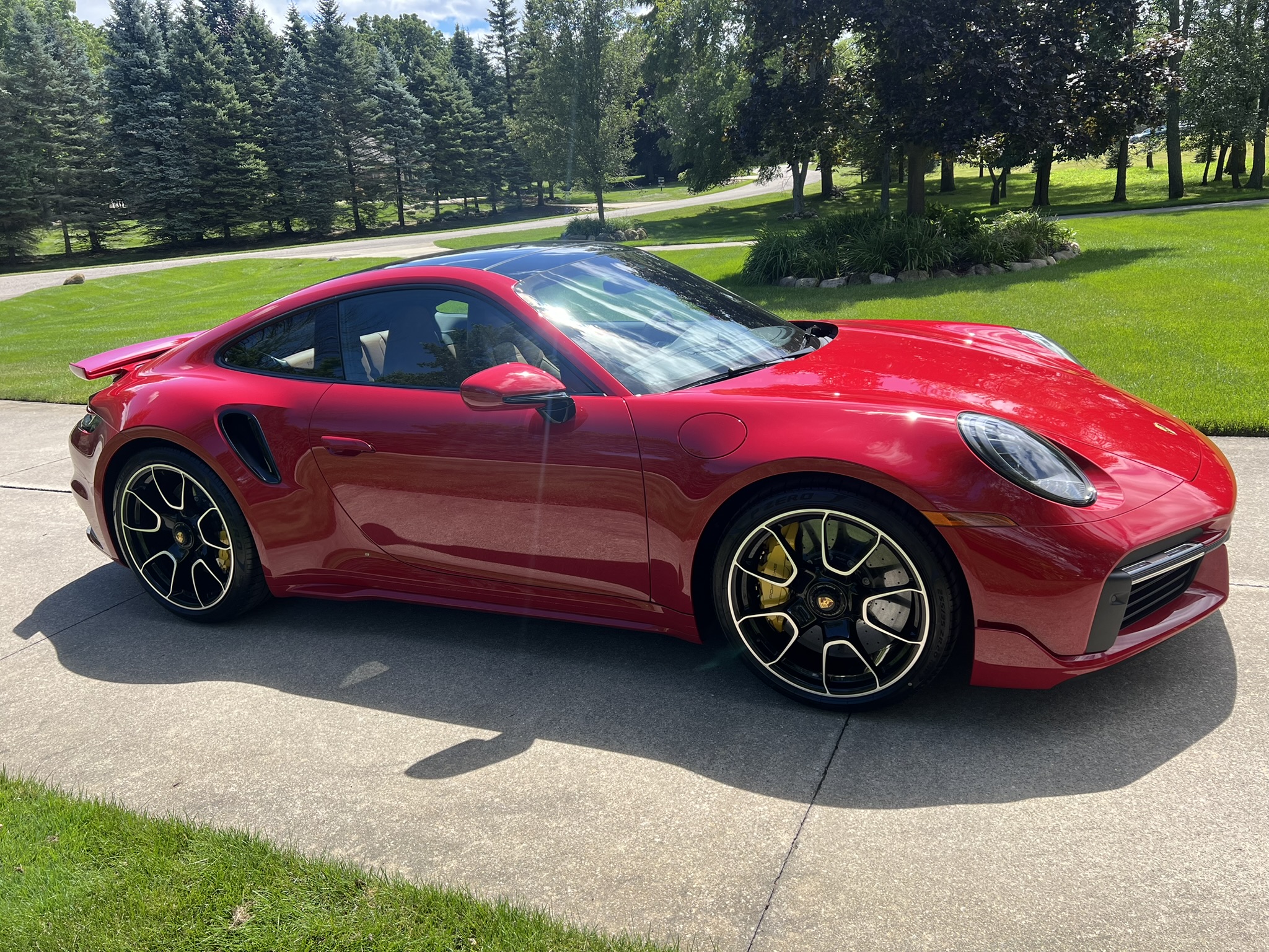 Used 2024 Porsche 911 Turbo S AWD/4WD image 31