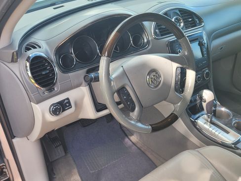 Used 2015 Buick Enclave Leather w/ Trailering Package image 10