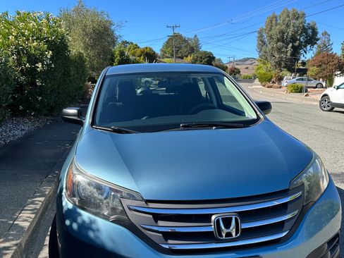 Used 2014 Honda CR-V LX image 2