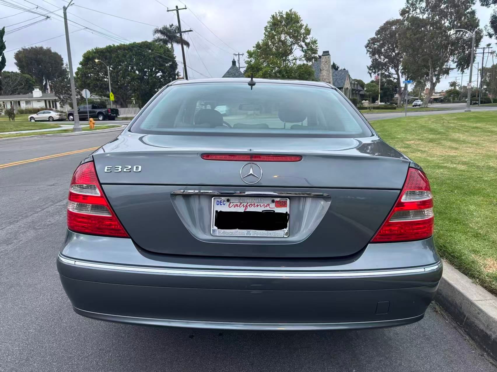 Used 2005 Mercedes-Benz E 320 Sedan image 6