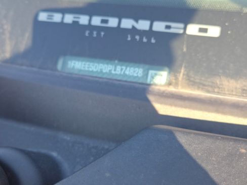 Used 2023 Ford Bronco Wildtrak image 23