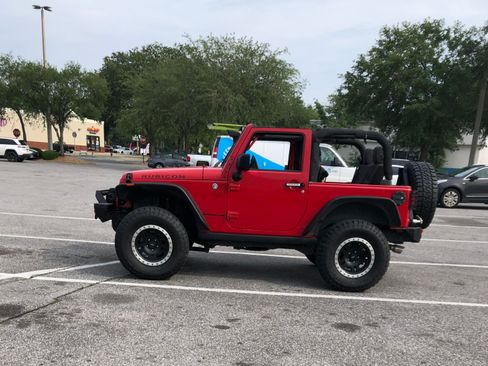 Used 2014 Jeep Wrangler Rubicon w/ Dual Top Group AWD/4WD image 13