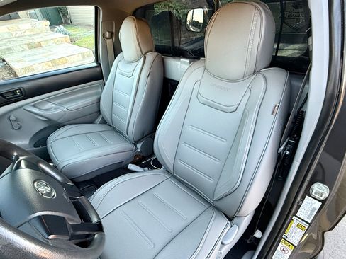 Used 2013 Toyota Tacoma 4x4 Regular Cab image 20