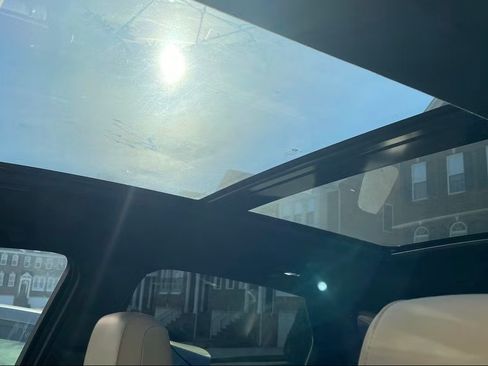 Used 2017 Cadillac XT5 Premium Luxury image 6