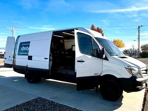 Used 2015 Mercedes-Benz Sprinter 3500 image 17