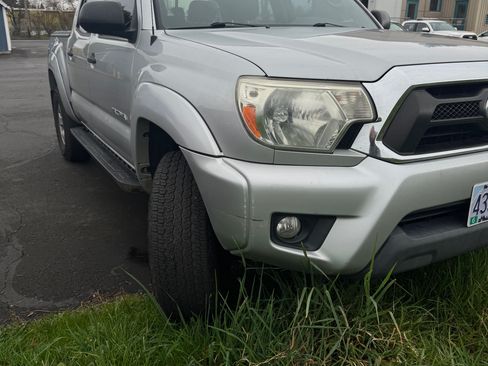 Used 2013 Toyota Tacoma Pickup 4D 5 ft w/ TRD Off-Road Pkg image 4