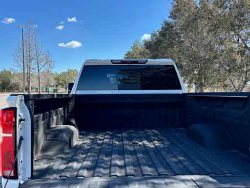 Used 2024 Chevrolet Silverado 2500 LTZ w/ LTZ Plus Package image 10