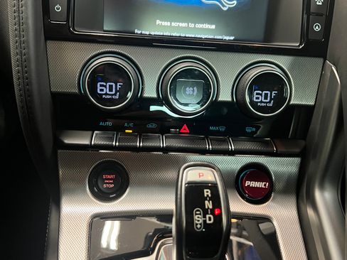 Used 2017 Jaguar F-TYPE Coupe image 10