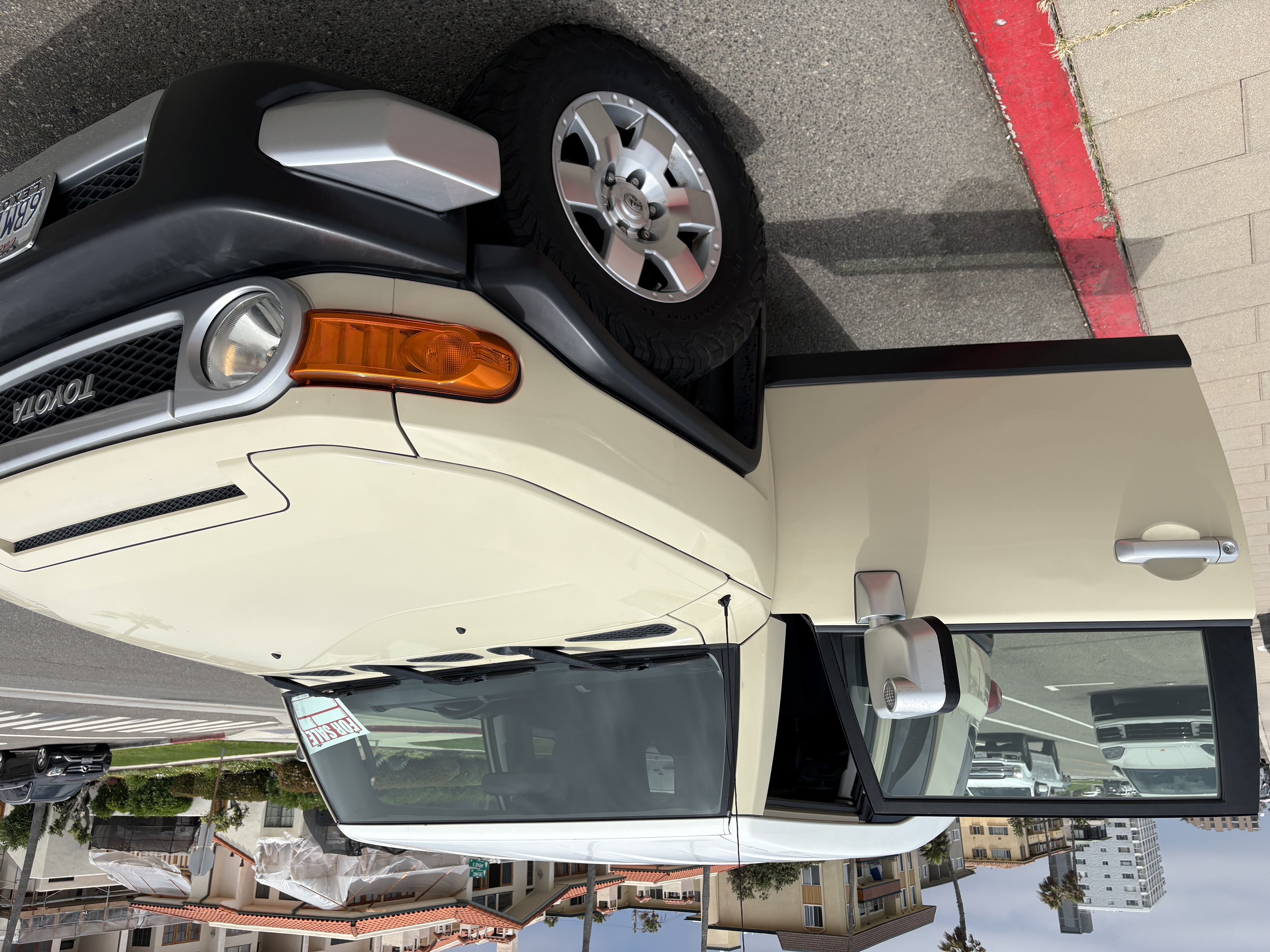Used 2008 Toyota FJ Cruiser 2WD image 5