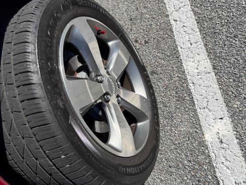 Used 2014 Jeep Grand Cherokee Overland w/ Trailer Tow Group IV image 18