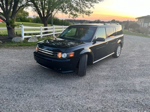 Used 2012 Ford Flex Titanium w/ Trailer Tow Pkg Class III AWD/4WD image 2