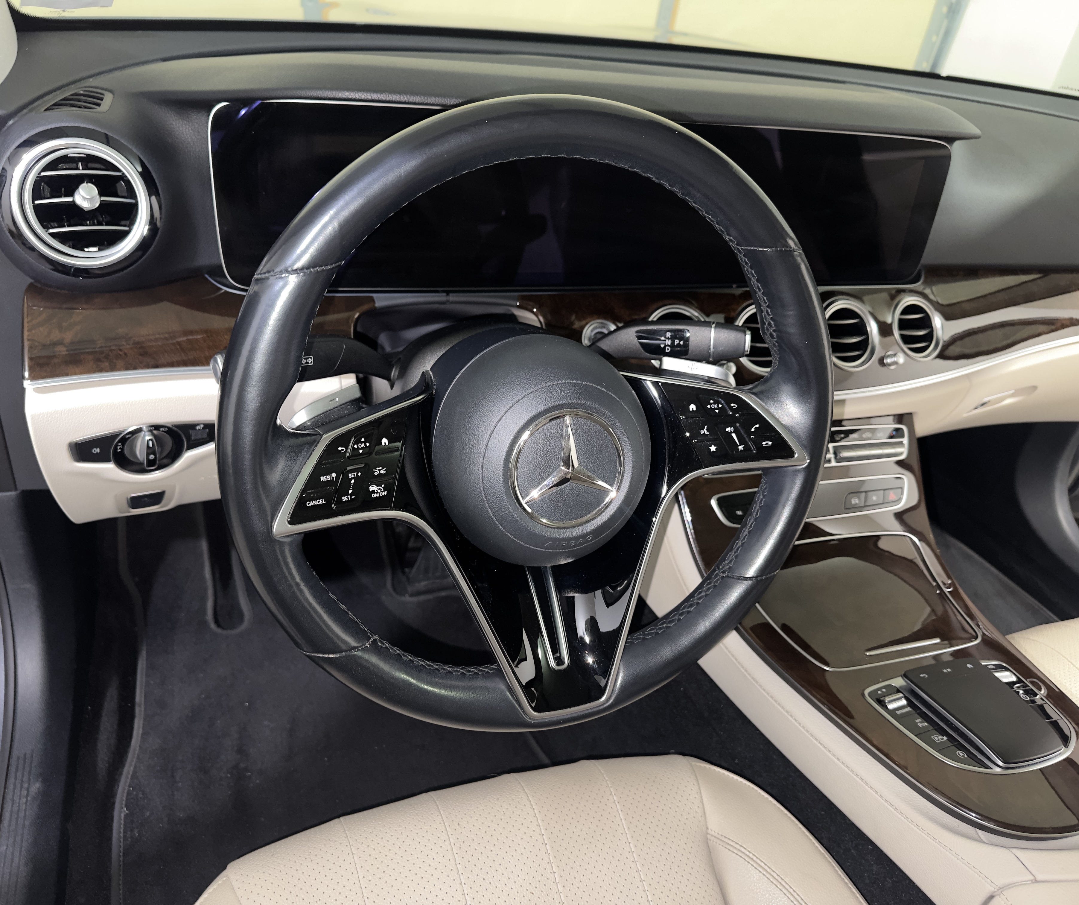 Used 2021 Mercedes-Benz E 350 4MATIC Sedan image 16