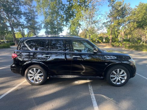 Used 2014 INFINITI QX80 2WD w/ Deluxe Touring Package image 6