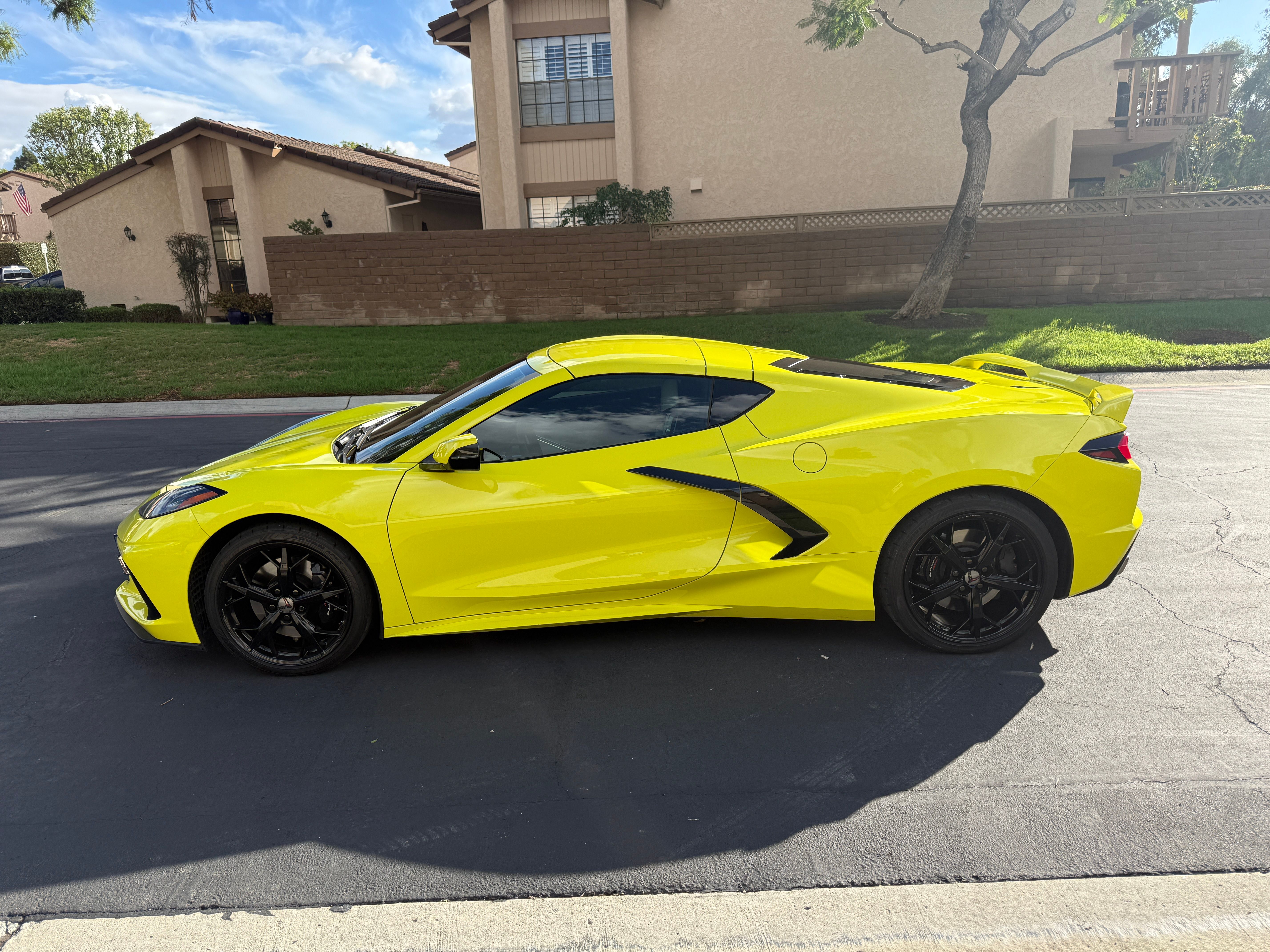 Used 2020 Chevrolet Corvette Stingray Preferred Cpe w/ 2LT Preferred Equipment Group RWD image 13