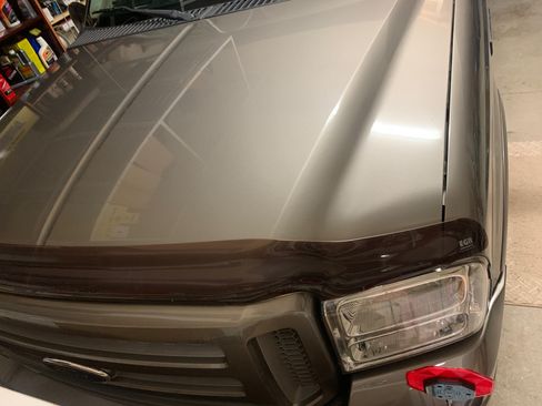 Used 2005 Ford Excursion Limited image 2