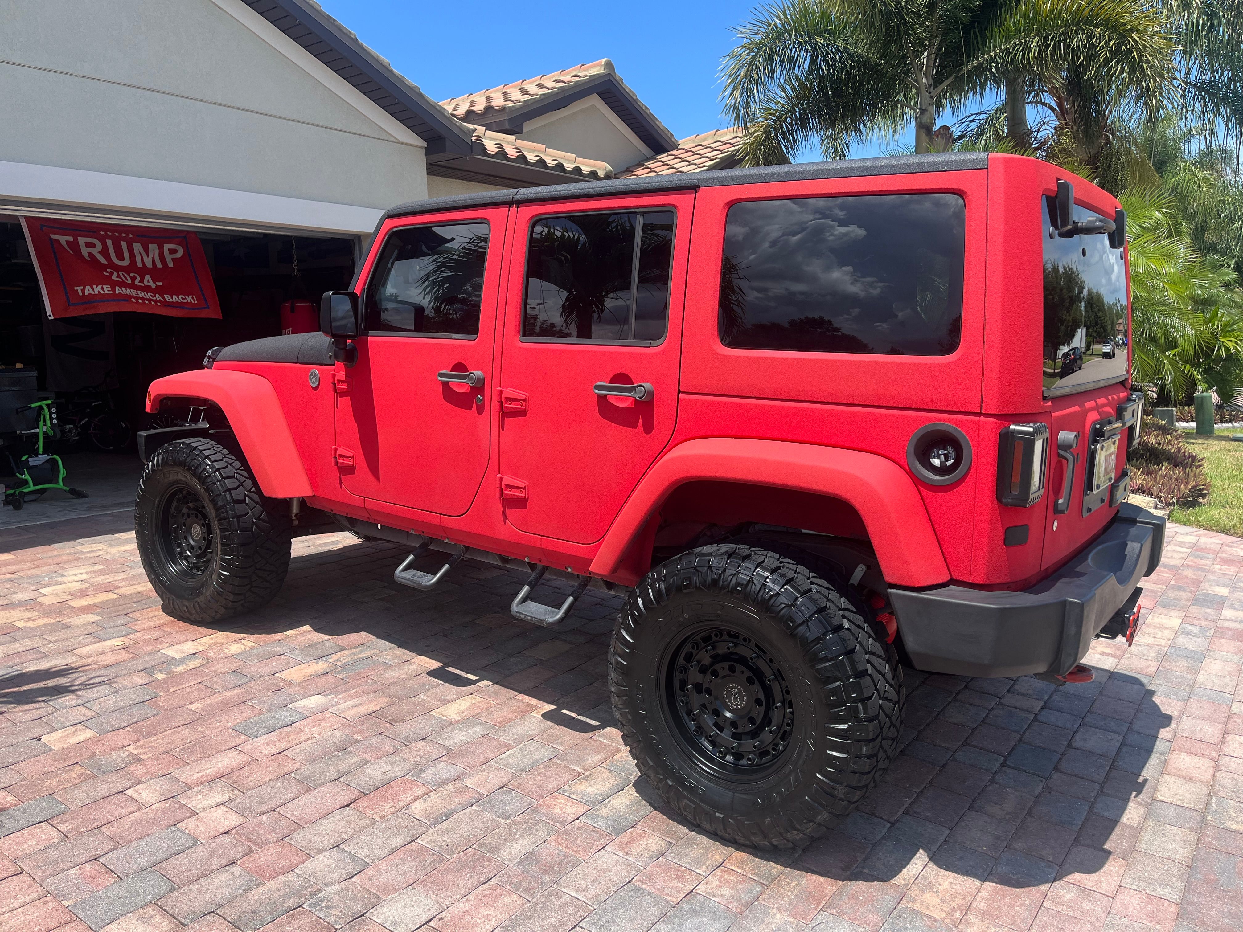 Used 2013 Jeep Wrangler Unlimited Sport AWD/4WD image 1