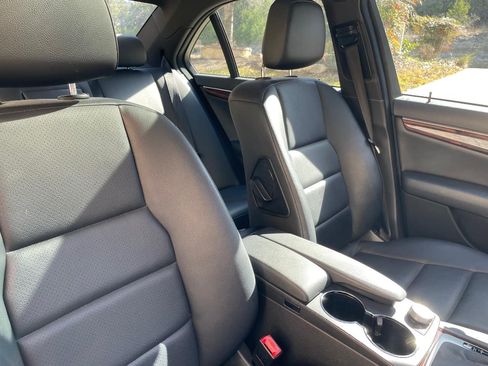 Used 2010 Mercedes-Benz C 300 Sedan image 11
