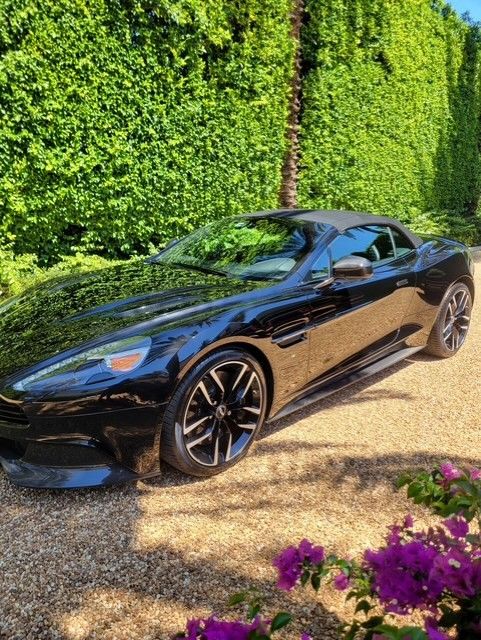 Used 2016 Aston Martin Vanquish Volante RWD image 1