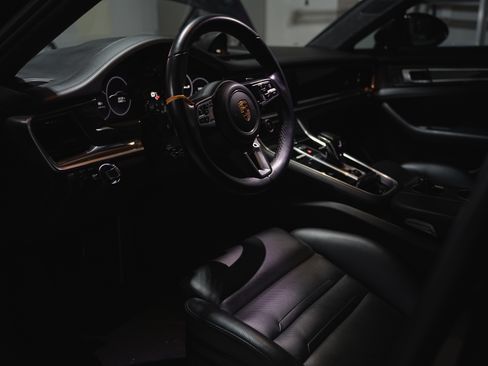 Used 2019 Porsche Panamera Turbo S AWD/4WD image 24