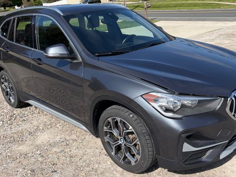 Used 2021 BMW X1 xDrive28i w/ Convenience Package AWD/4WD image 1