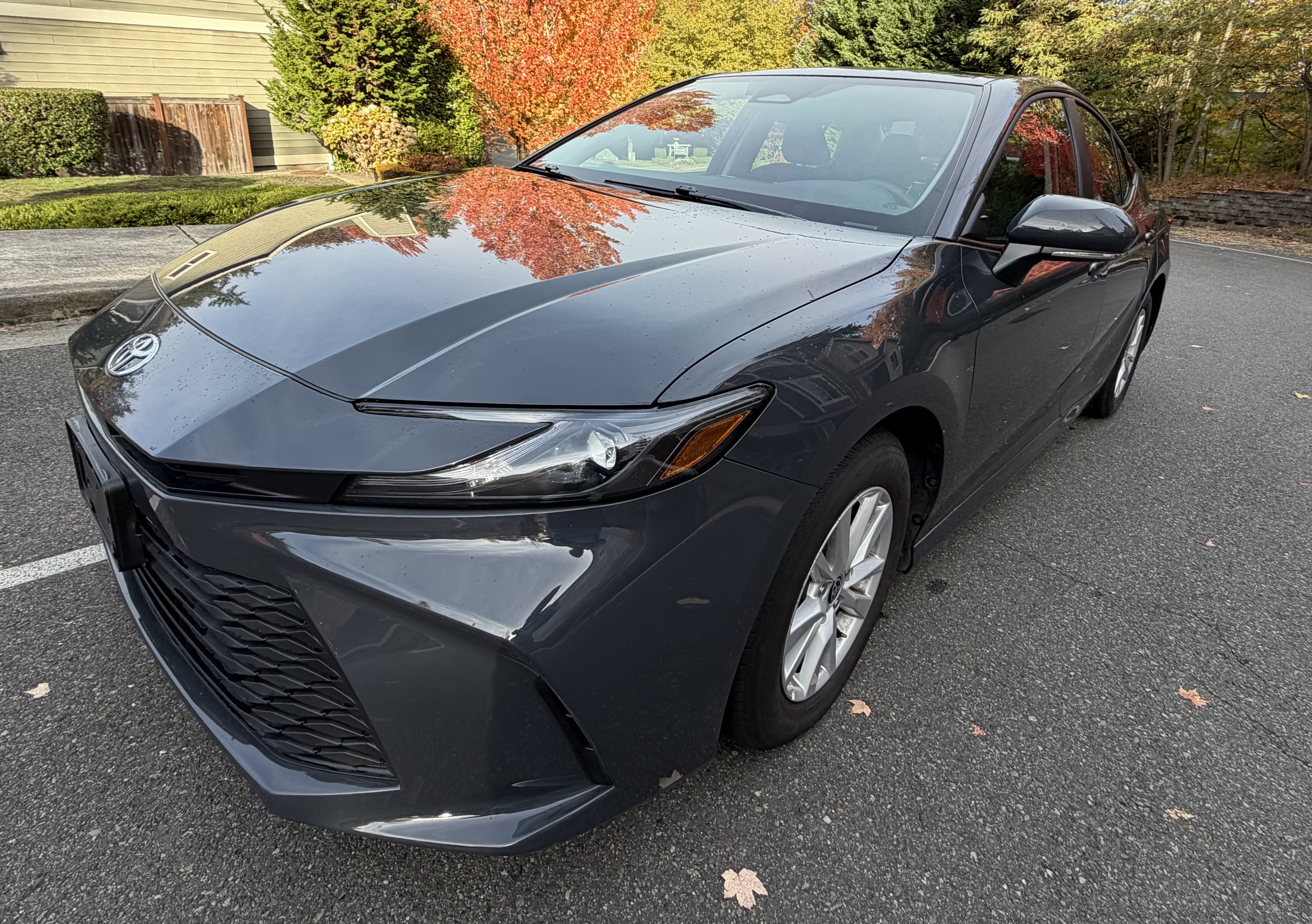 Used 2026 Toyota Camry LE FWD image 4