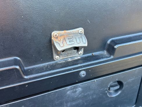 Used 2014 Toyota Tacoma PreRunner w/ Convenience Package image 11