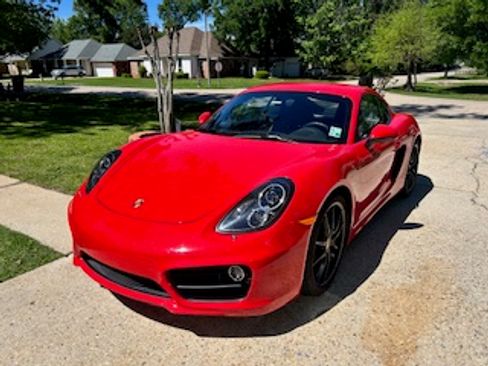Used 2014 Porsche Cayman S image 4