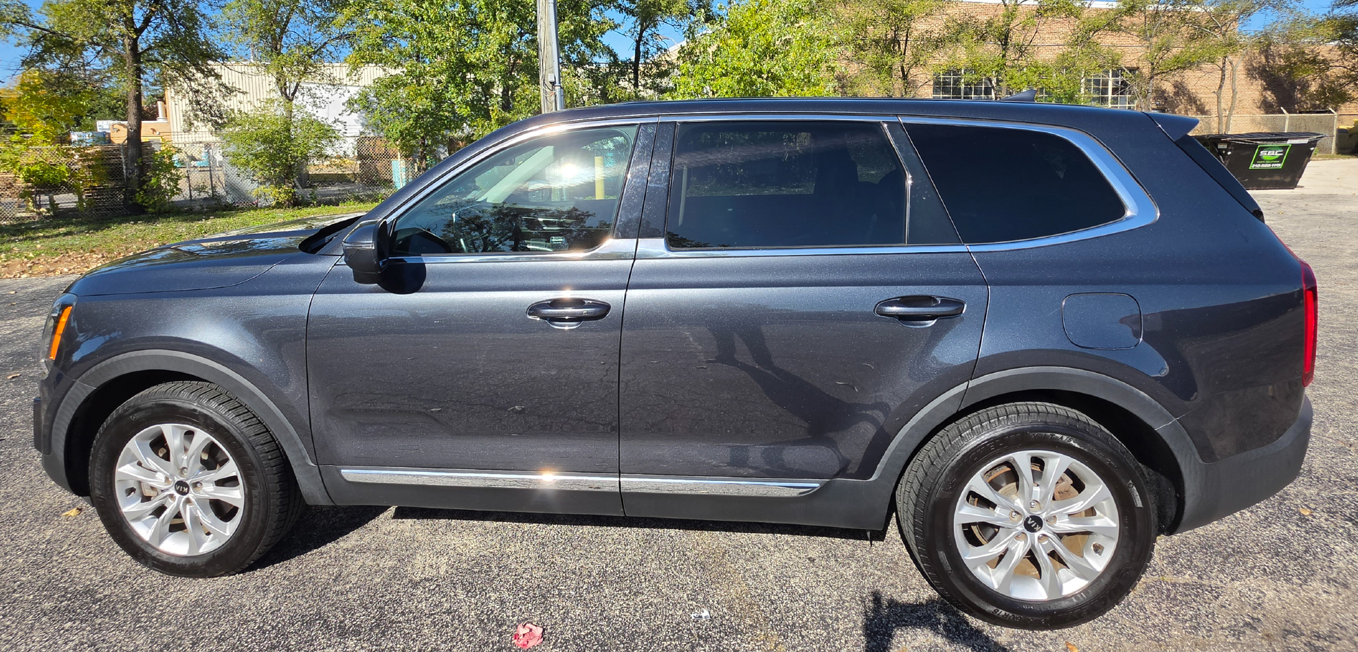 Used 2020 Kia Telluride LX FWD image 5